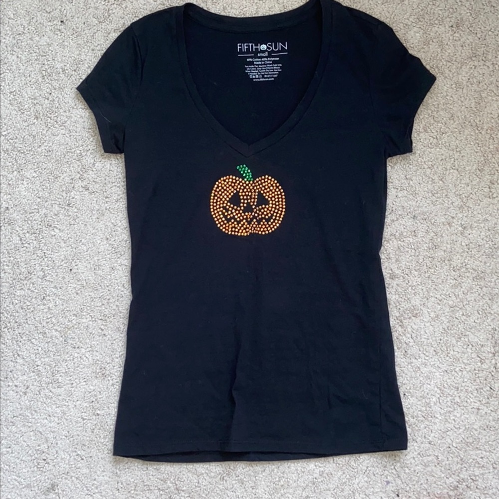 Pumpkin V neck T shirt